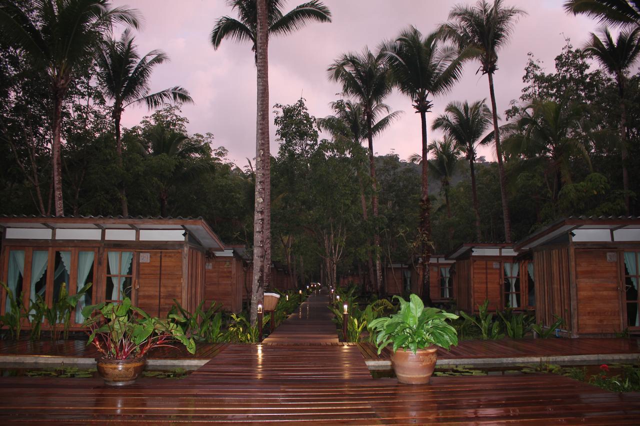 Jungle Koh Kood Resort Ban Khlong Chao Экстерьер фото